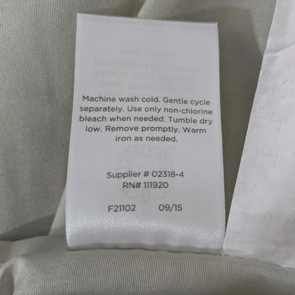JC Penny Home Expressions Cream Gray Paisley Elegant Pillow Shams 26x20 Set of 2